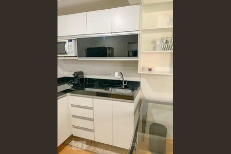 Cozinha de kitnet/studio à venda com 1 quarto, 30m² em Jardim Paulista, São Paulo