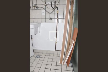 Apartamento à venda com 64m², 3 quartos e 1 vagaÁrea de Serviço