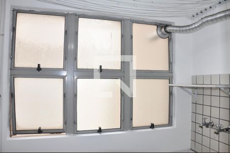 Apartamento à venda com 64m², 3 quartos e 1 vagaÁrea de Serviço