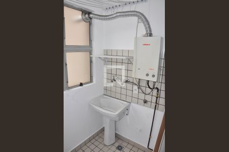 Apartamento à venda com 64m², 3 quartos e 1 vagaÁrea de Serviço