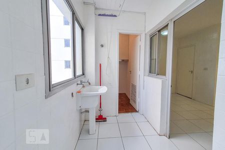 Apartamento para alugar com 115m², 3 quartos e 1 vagaÁrea de Serviço