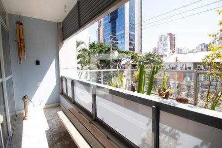 Varanda de apartamento à venda com 2 quartos, 120m² em Pinheiros, São Paulo