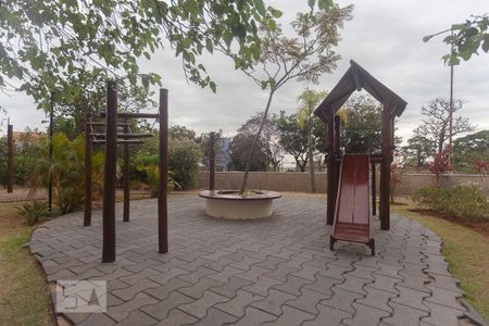 Apartamento à venda com 76m², 3 quartos e 2 vagas Apartamento à venda com 76m², 3 quartos e 2 vagasÁrea Comum - Playground