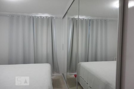 Apartamento à venda com 76m², 3 quartos e 2 vagas Apartamento à venda com 76m², 3 quartos e 2 vagasQuarto