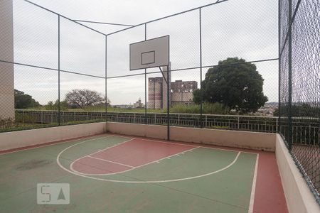 Apartamento à venda com 76m², 3 quartos e 2 vagas Apartamento à venda com 76m², 3 quartos e 2 vagasÁrea comum - quadra