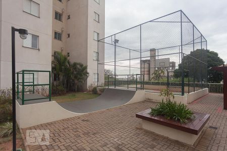 Apartamento à venda com 76m², 3 quartos e 2 vagas Apartamento à venda com 76m², 3 quartos e 2 vagasÁrea comum - skate