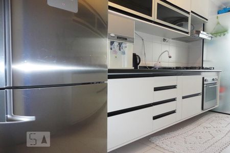 Apartamento à venda com 76m², 3 quartos e 2 vagas Apartamento à venda com 76m², 3 quartos e 2 vagasCozinha