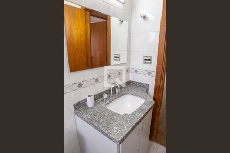 Apartamento à venda com 102m², 3 quartos e 3 vagasBanheiro Social