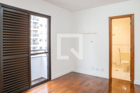 Apartamento à venda com 102m², 3 quartos e 3 vagasSuíte