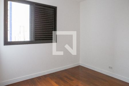 Apartamento à venda com 102m², 3 quartos e 3 vagasQuarto 3