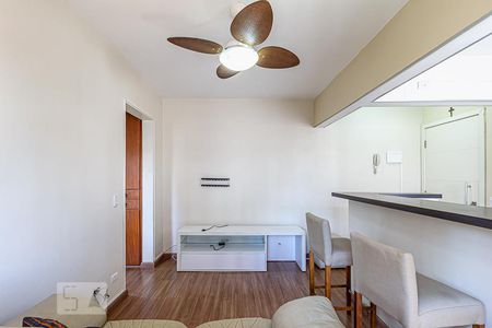 Sala de apartamento à venda com 1 quarto, 48m² em Vila Olímpia, São Paulo