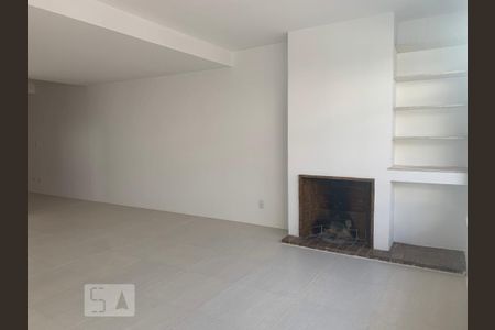 Sala de casa para alugar com 3 quartos, 184m² em Vila Madalena, São Paulo