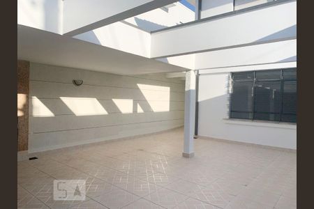 Casa para alugar com 184m², 3 quartos e 3 vagasGaragem