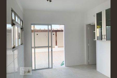 Casa para alugar com 184m², 3 quartos e 3 vagasCozinha