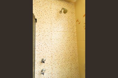 Banheiro detalhes de apartamento para alugar com 2 quartos, 65m² em Cachambi, Rio de Janeiro