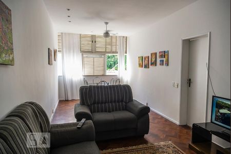 Sala de Apartamento com 3 quartos, 126m² Copacabana