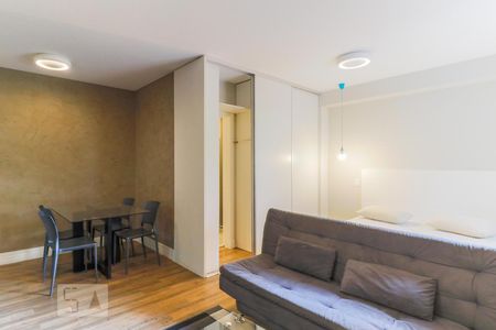 Sala de apartamento para alugar com 1 quarto, 50m² em Cidade Monções, São Paulo