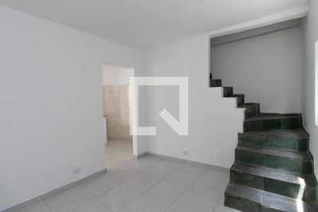 Casa para alugar com 2 quartos, 60m² em Vila Medeiros, São Paulo