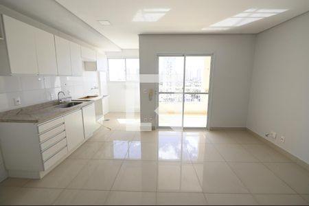 Sala;/ Cozinha  de apartamento para alugar com 1 quarto, 42m² em Setor Bueno, Goiânia