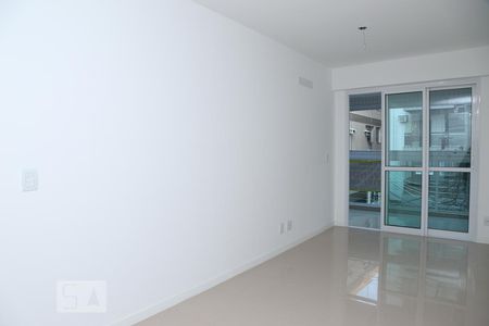 Apartamento à venda com 63m², 2 quartos e 1 vagaSala