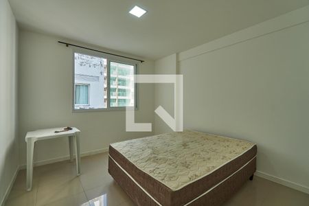 Quarto Suite 1 de apartamento à venda com 3 quartos, 150m² em Tijuca, Rio de Janeiro