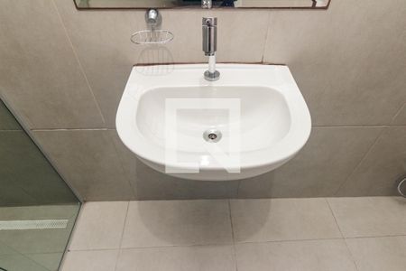 Studio para alugar com 30m², 1 quarto e sem vaga Studio para alugar com 30m², 1 quarto e sem vagaBanheiro