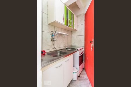 Cozinha de kitnet/studio à venda com 1 quarto, 28m² em Vila Buarque, São Paulo