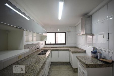 Apartamento à venda com 186m², 3 quartos e 2 vagasCozinha