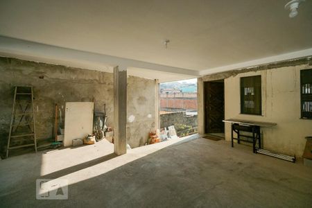 Casa para alugar com 120m², 3 quartos e sem vagaGaragem