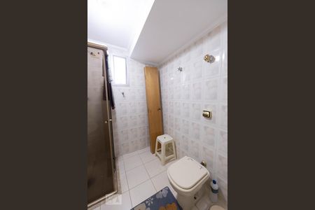 Banheiro Social de apartamento para alugar com 1 quarto, 48m² em Jardim Mutinga, São Paulo