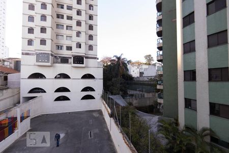 Vista Quarto de apartamento para alugar com 1 quarto, 48m² em Jardim Mutinga, São Paulo