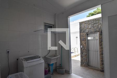 Casa à venda com 360m², 3 quartos e 1 vagaÁrea de Serviço