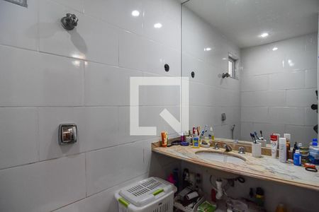 Casa à venda com 360m², 3 quartos e 1 vagaBanheiro da Suíte
