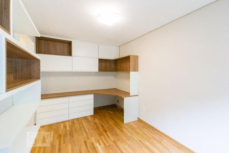 Apartamento à venda com 210m², 4 quartos e 2 vagasQuarto 3 Suíte