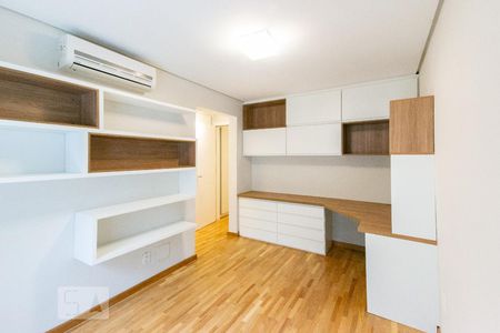 Apartamento à venda com 210m², 4 quartos e 2 vagasQuarto 3 Suíte