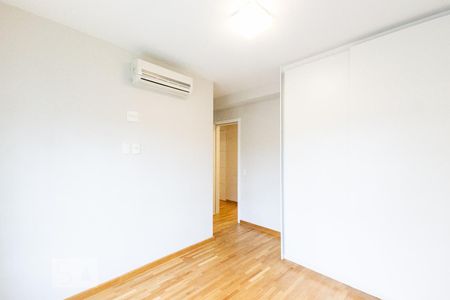 Apartamento à venda com 210m², 4 quartos e 2 vagasQuarto 2 Suíte