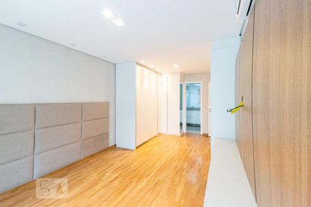 Apartamento à venda com 210m², 4 quartos e 2 vagasQuarto 4 Suíte