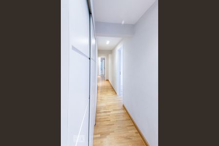 Apartamento à venda com 210m², 4 quartos e 2 vagasCorredor