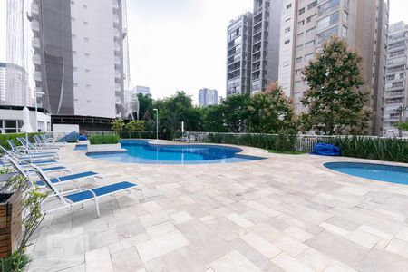 Apartamento à venda com 210m², 4 quartos e 2 vagasPiscina