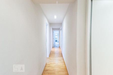 Apartamento à venda com 210m², 4 quartos e 2 vagasCorredor