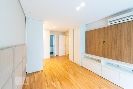 Apartamento à venda com 210m², 4 quartos e 2 vagasQuarto 4 Suíte