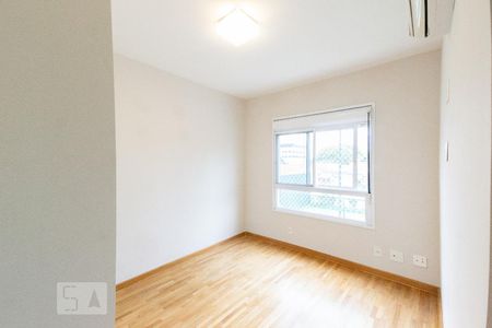 Apartamento à venda com 210m², 4 quartos e 2 vagasQuarto 2 Suíte
