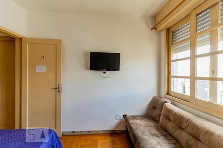 Quarto de apartamento para alugar com 2 quartos, 50m² em Santa Efigênia, São Paulo
