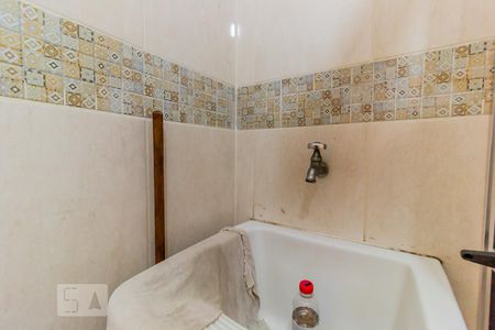 Banheiro de apartamento à venda com 2 quartos, 50m² em Santa Efigênia, São Paulo