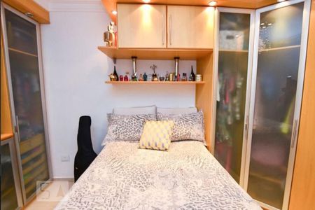 Apartamento à venda com 110m², 4 quartos e 2 vagasQuarto 3