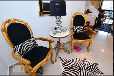 Sala de apartamento à venda com 4 quartos, 110m² em Pinheiros, São Paulo