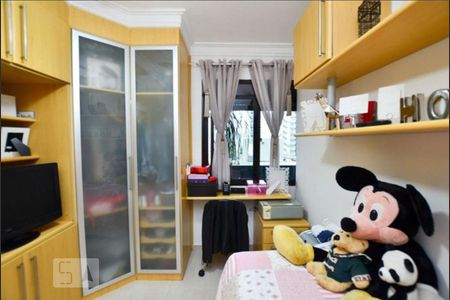 Apartamento à venda com 110m², 4 quartos e 2 vagasQuarto 2