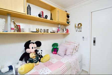 Apartamento à venda com 110m², 4 quartos e 2 vagasQuarto 2