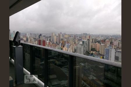 Vista de kitnet/studio para alugar com 1 quarto, 34m² em Rebouças, Curitiba