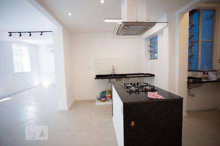 Apartamento para alugar com 78m², 2 quartos e sem vagaSala/Cozinha